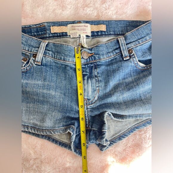 RARE VINTAGE Y2K Abercrombie & Fitch Denim Shorts Size 4 - Picture 7 of 8